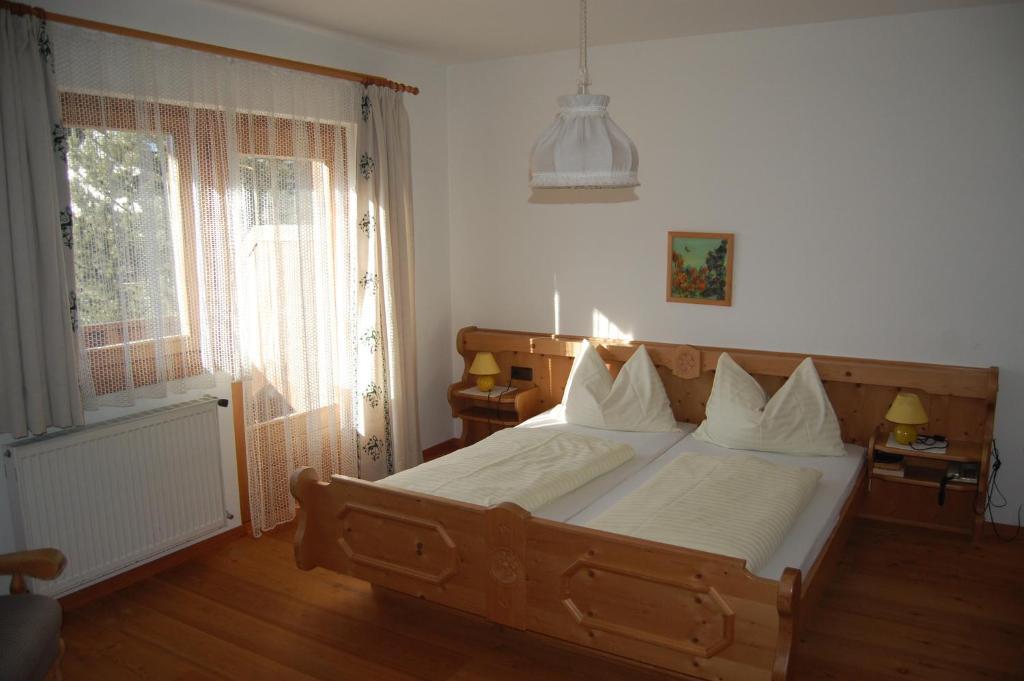 Pension Marienhof Hermagor-Pressegger See Habitación foto